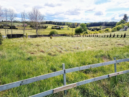 Działka rekreacyjna k. jeziora na Warmii, 1085m2
