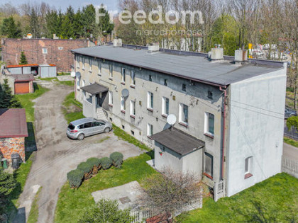 Kamienica z cegły blisko Centrum
