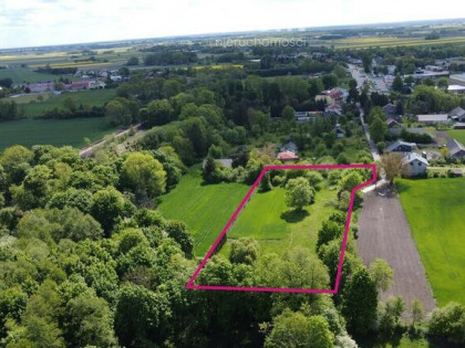 Siedlisko 5000m2 w malowniczym otoczeniu
