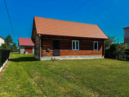 Urokliwy dom z bali – Podborze, 69ar