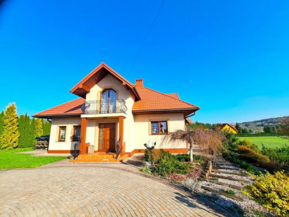 Piękny, funkcjonalny dom na działce 20 ar, Srogów Górny