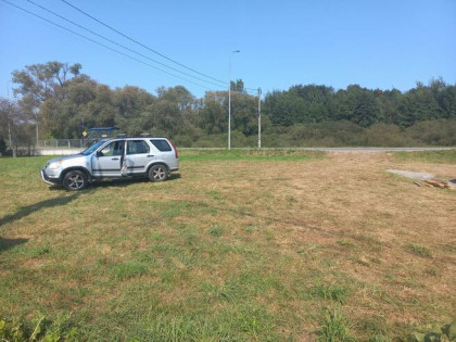 Dzialka budowlano uslugowa pod lasem