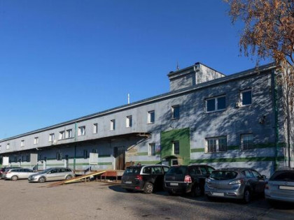 Lokal z magazynem - 110 m2 - Teofilów Przemysłowy