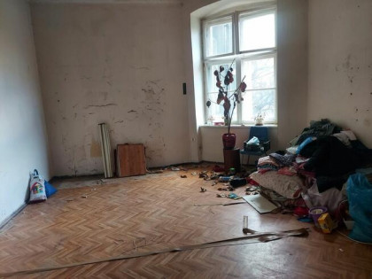 3 pokoje do remontu w Śródmieściu