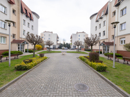 Jagodno - przestronne 3-pok. mieszkanie z balkonem