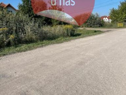 9900 m² – usługi, przemysł, zabudowa mieszkaniowa.