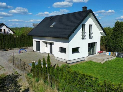 Ostrowy Górnicze, nowy dom do wykończenia