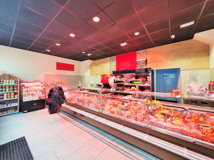 Wynajmę lokal handlowy na sklep w Centrum Mrągowa ul. Królewiecka