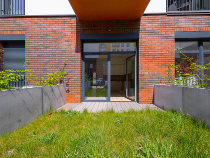 Dmowskiego – 3-pokojowe mieszkanie z ogródkiem i garażem | Bez 2% PCC