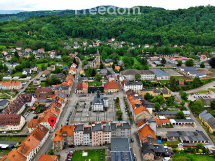 Lokal biurowy w centrum Wlenia!