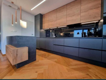 Piękny apartament z dużym tarasem blisko Katowic
