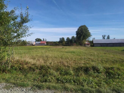 Sprzedam działkę rolno - budowlaną