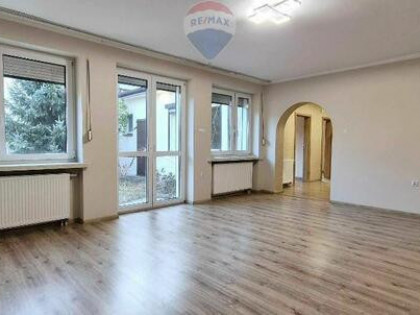 Dom z Atrium i garażem Kolonia Gosławicka