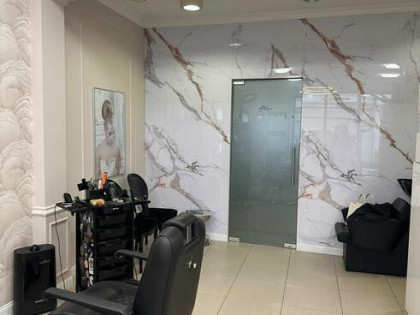 Wynajmę lokal - usługi fryzjerskie / stylizacja paznokci