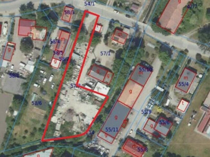 Działka budowlano-usługowa