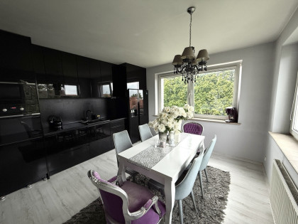 Dwupoziomowy apartament z 3 tarasami w Mierzynie