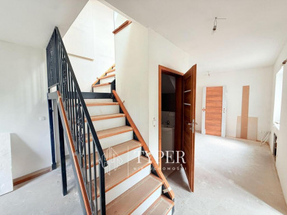 Nowoczesne 3-Pokojowe Mieszkanie z Tarasem