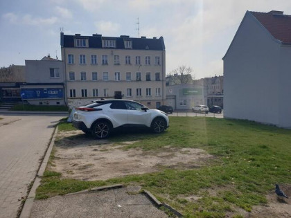 Syndyk sprzeda udział 1/4 w niezabudowanej działce gruntu