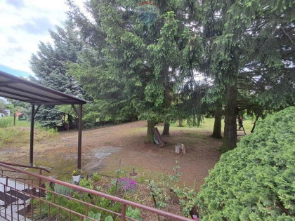 Działka usługowa z domem – Zakręt, 2100 m²
