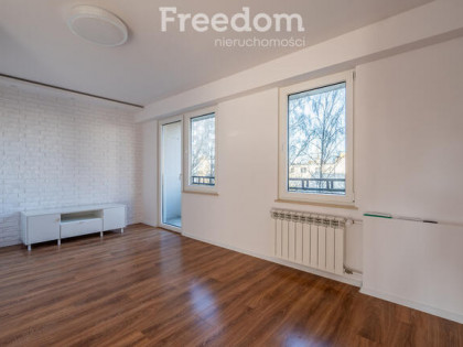 2 pokoje do wprowadzenia, jasne, przestronne