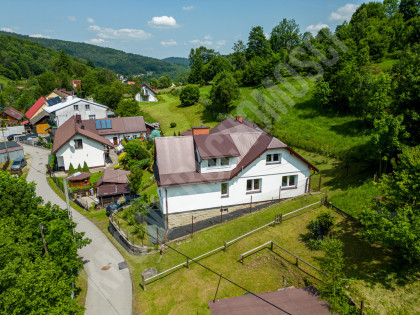 Gotowy do zamieszkania dom w spokojnej okolicy