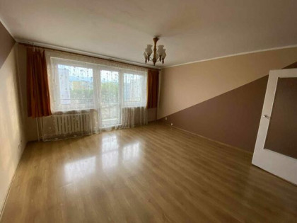 2 pokojowe mieszkanie w bloku