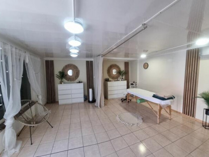 Pawilon usługowo-handlowy