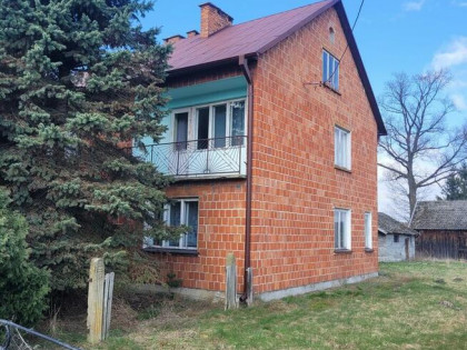 Sprzedam dom dwupiętrowy