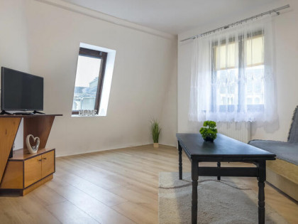 Sprzedam mieszkanie 2 pokoje 42,3m2 , piwnica 5m2