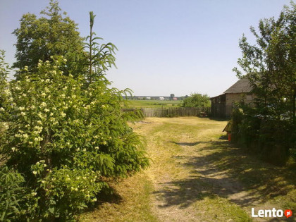 Dom wolnostojący w małej wsi, blisko jeziora >>> SIEDLISKO