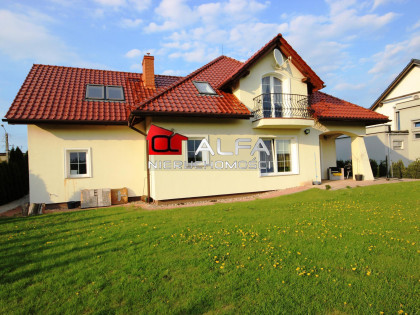 Dom Świdnica obrzeża miasta