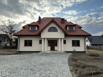 Sprzedam dom 233 m2 z działką 1500 m2 w Janówku Drugim