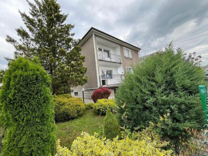 Dom w centrum Pogwizdowa na sprzedaż.