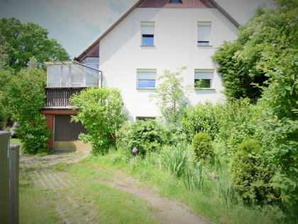 Dom z dużym ogrodem w Rakowicach