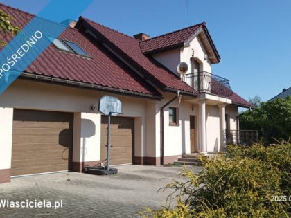 Nowoczesny i przestronny dom 230 m2 z działką 10 arów