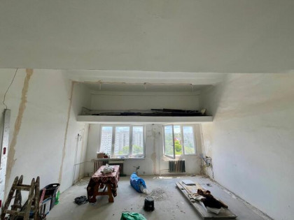 3 pokoje, antresola, do remontu – Łódź Bałuty Zgierska 75/81