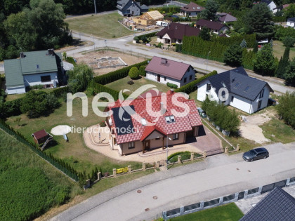 Unikatowy dom z klimatyzacją i fotowoltaiką