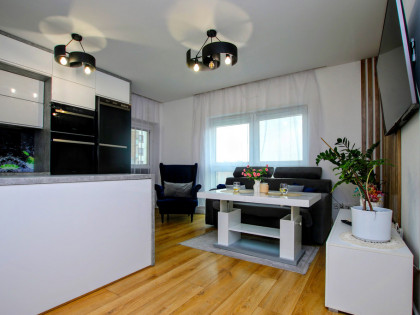 przytulne i zadbane, duże balkony, garaż podziemny