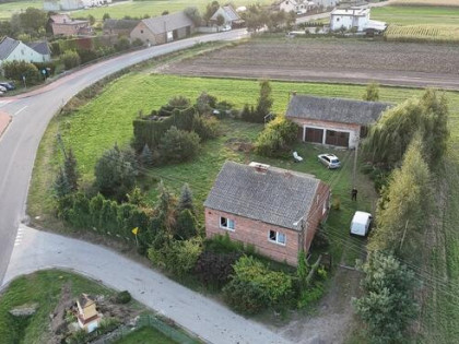 Parterowy dom oraz działka 6000 mkw