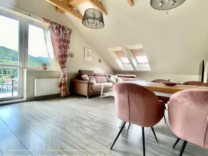 WYJĄTKOWA OFERTA – LUKSUSOWY APARTAMENT Z WIDOKIEM NA GÓRY