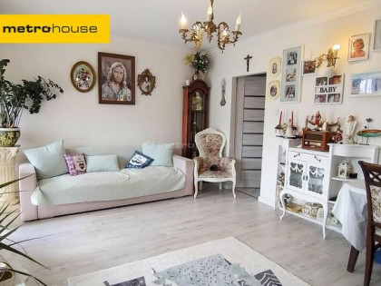 Na sprzedaż M3, centrum Zambrowa ul. Raginisa 7.