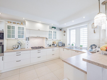 Dom Lewin Brzeski ul. Powstańców Śląskich