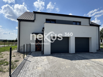 Dom z garażem i ogrodem, pompa ciepła!