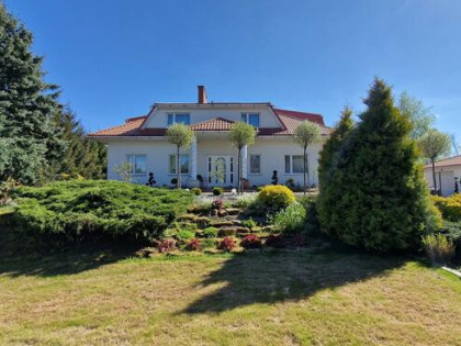 Dom Wiączyń Dolny gm. Nowosolna