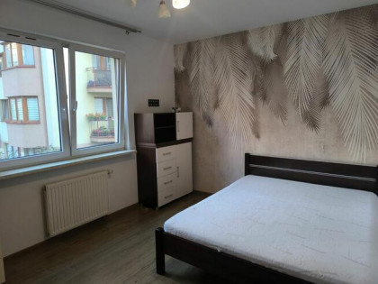 Mieszkanie 3 pokojowe urządzone z balkonem I parkingami