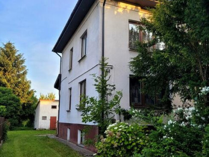 Sprzedam dom + zabudowania garażowe – Hrubieszów, ul. Dwerni