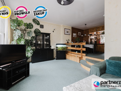 Dom Gdynia Dąbrowa ul. Laurowa