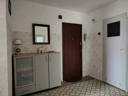 Słoneczne trzypokojowe mieszkanie