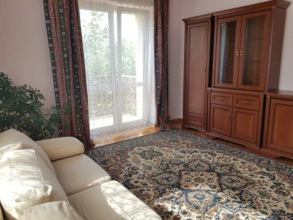 3 pokojowe mieszkanie 75m2. Piętro domu jednorodzinnego.