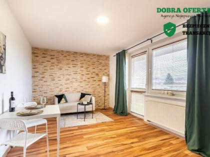 Przestronne mieszkanie z dwoma balkonami